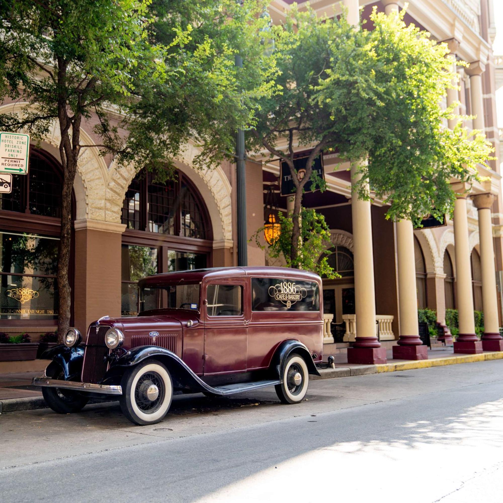 The Driskill Austin Exterior photo
